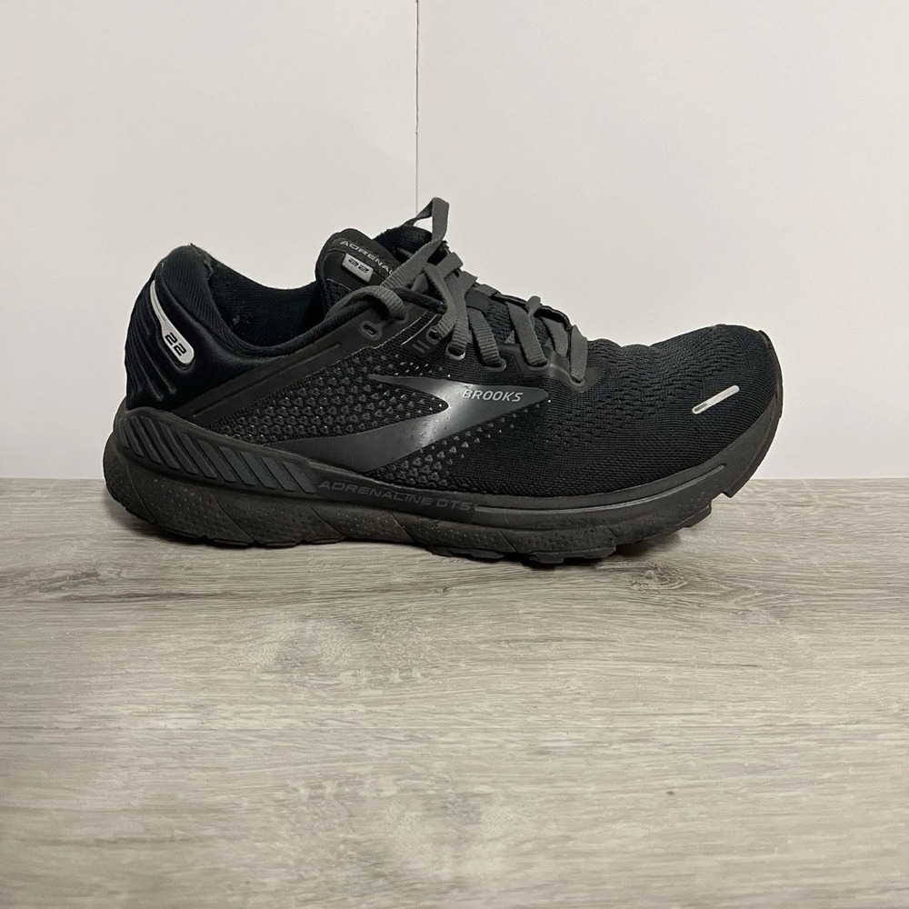 Brooks Adrenaline GTS 22 Womens 10.5 Black Running Shoes Stability Sneakers